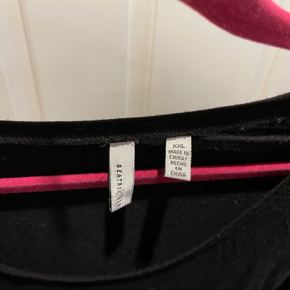 Black tunic - Picture 3 of 3